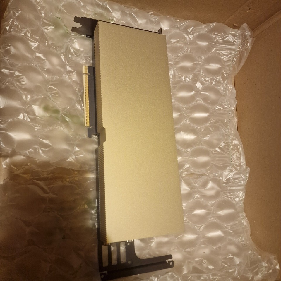 NVIDIA H100 NVL 94GB MEMORY TENSOR CORE GPU INTERFACE 6016 BIT HBM3 MEMORY BANDW